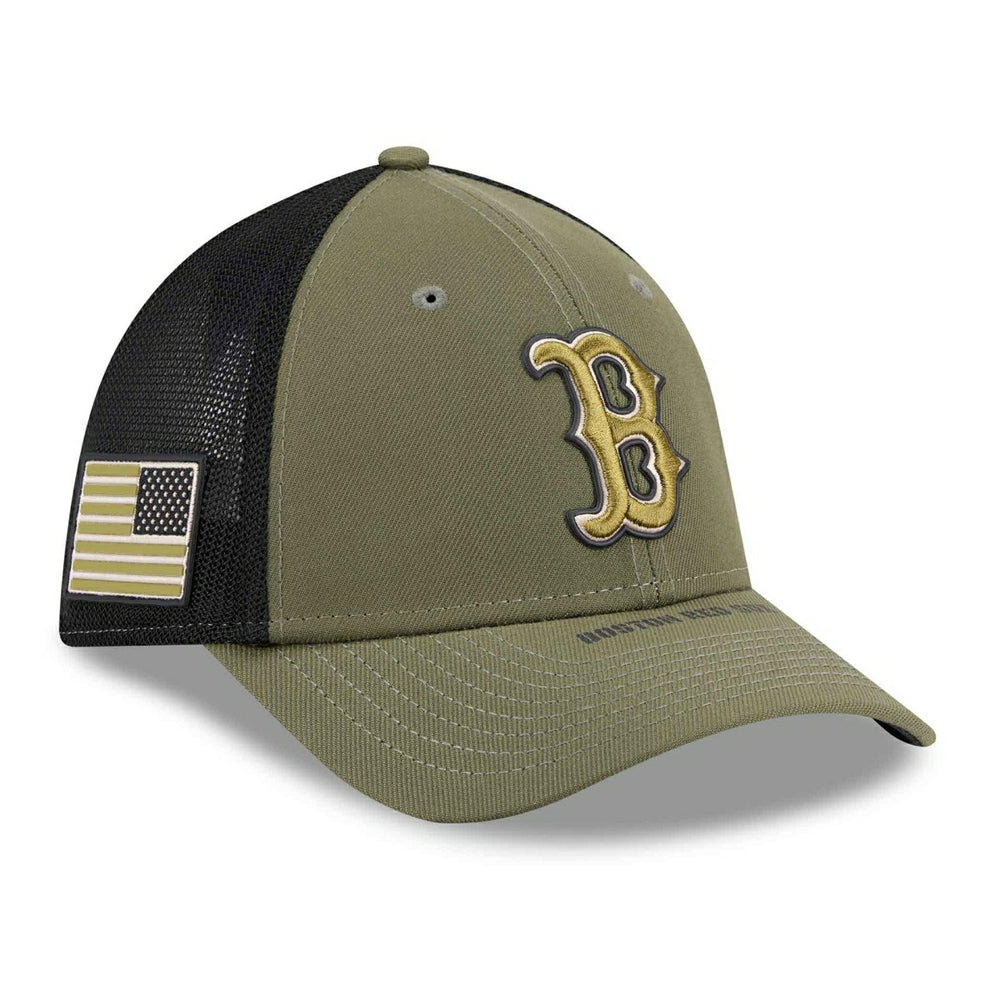 Boston Red Sox 2026 MLB Armed Forces 39THIRTY M-Crown Flex Cap Olive - Taass for sale