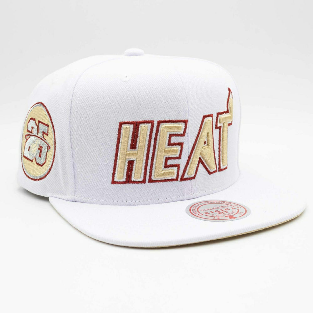 Miami Heat Winter White Mitchell & Ness Snapback NBA Cap - Taass US