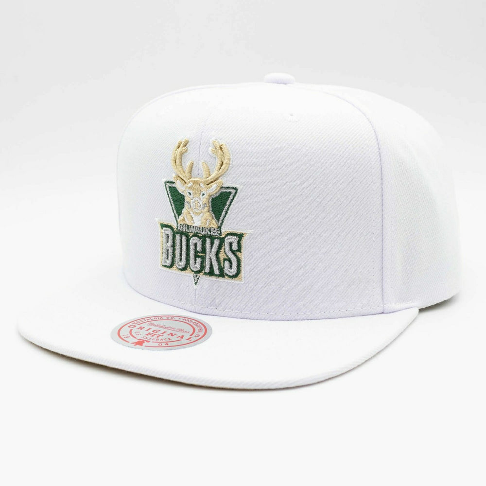 Milwaukee Bucks Winter White Mitchell & Ness Snapback NBA Cap - Taass on sale