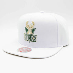 Milwaukee Bucks Winter White Mitchell & Ness Snapback NBA Cap - Taass on sale