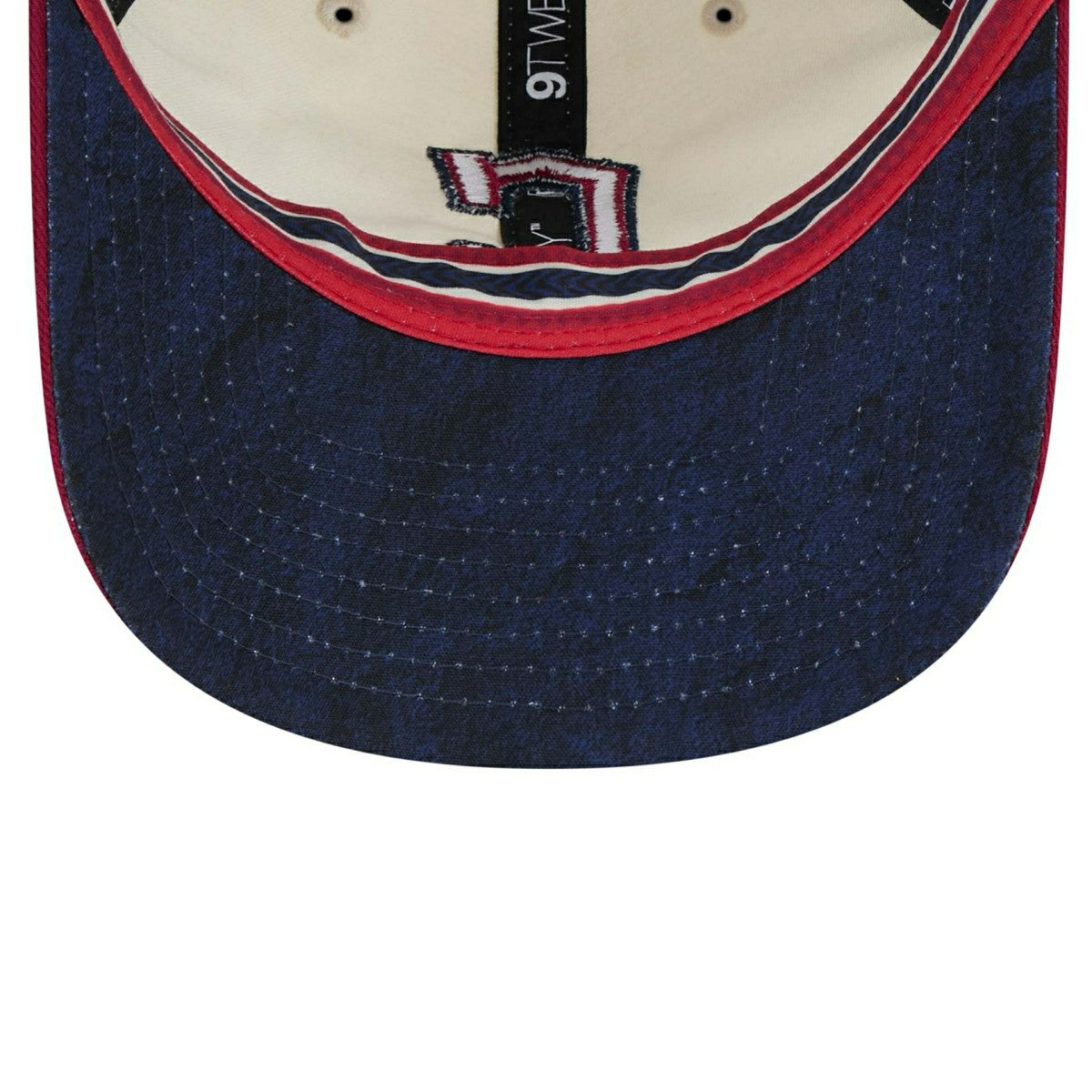 Cleveland Guardians MLB City Connect 9TWENTY Adjustable Cap Navy - Taass on sale