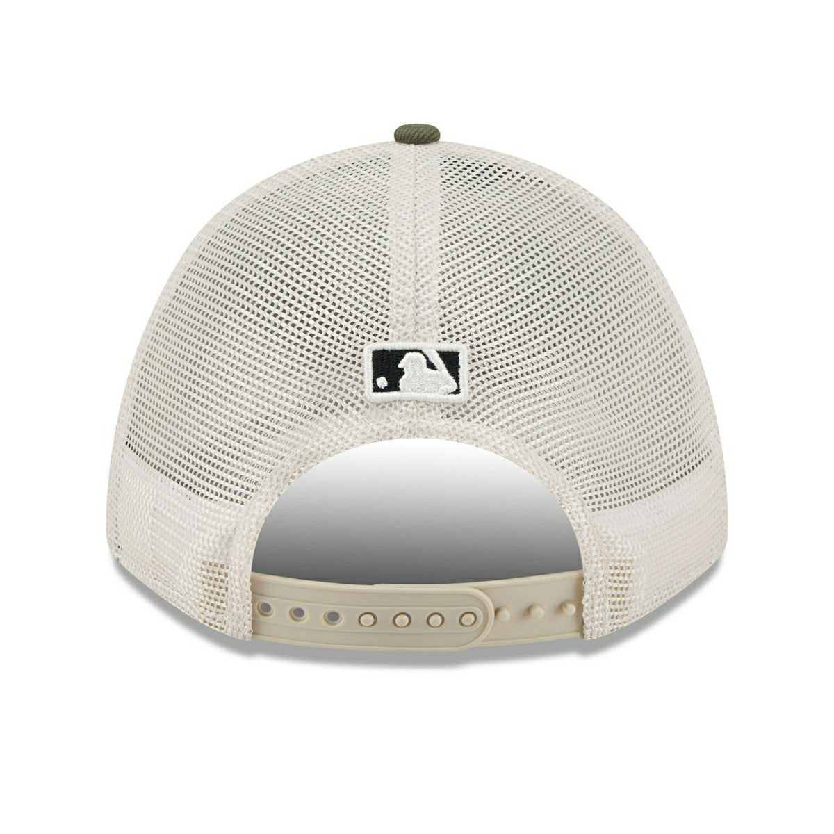 Chicago White Sox 2025 MLB Armed Forces 9FORTY M-Crown A-Frame Snapback Cap - Taass Online