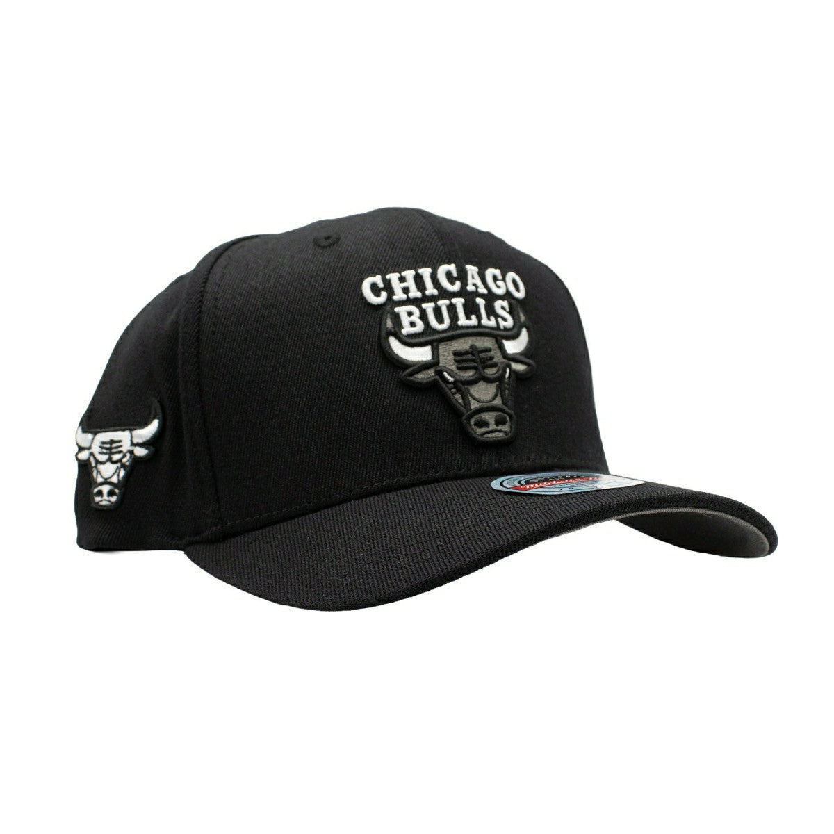 Chicago Bulls Monochrome Classic Red Stretch-Snap NBA Cap Black - Taass for sale
