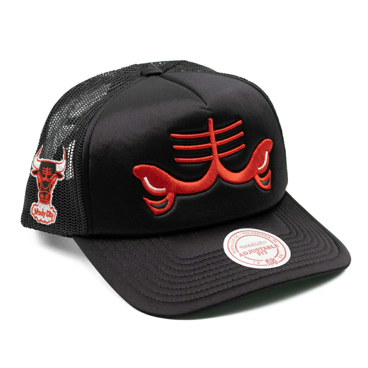Chicago Bulls NBA Logo Remix Mitchell & Ness Trucker Cap Green - Taass Online