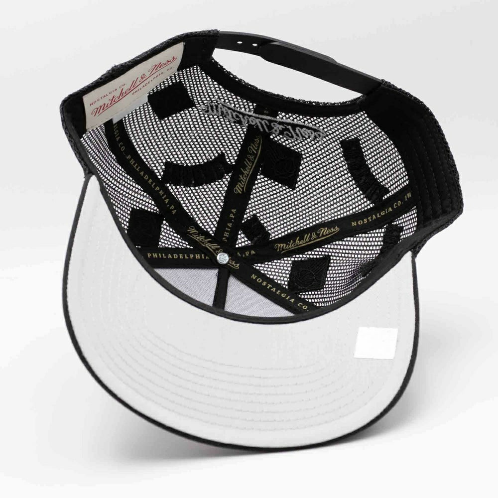 Los Angeles Lakers Mitchell & Ness Monogram NBA Trucker Cap Black - Taass Online