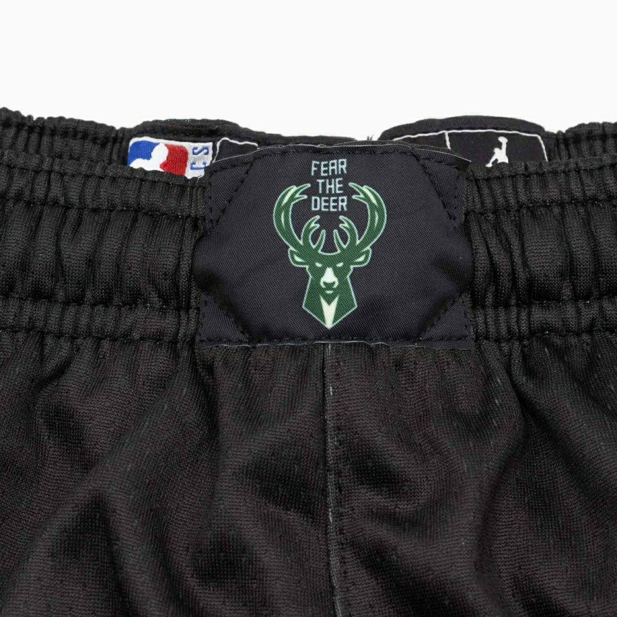 Milwaukee Bucks Jordan Swingman NBA Shorts Schwarz (YOUTH) - Taass on sale
