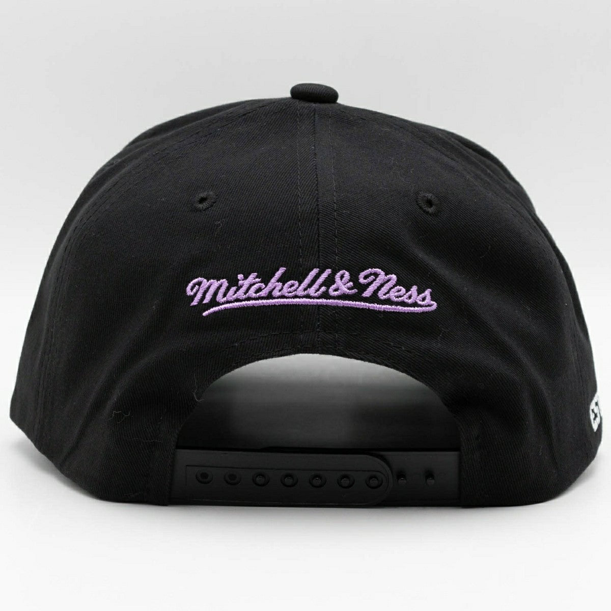 Milwaukee Bucks Big Time Mitchell & Ness Pro Pinch Snapback NBA Cap - Taass Online