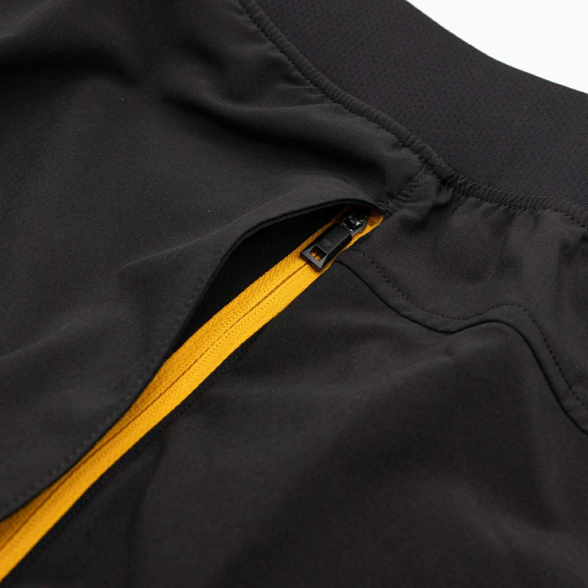 Boston Bruins 2024/25 Authentic Pro Locker Room NHL Shorts Black - Taass on sale