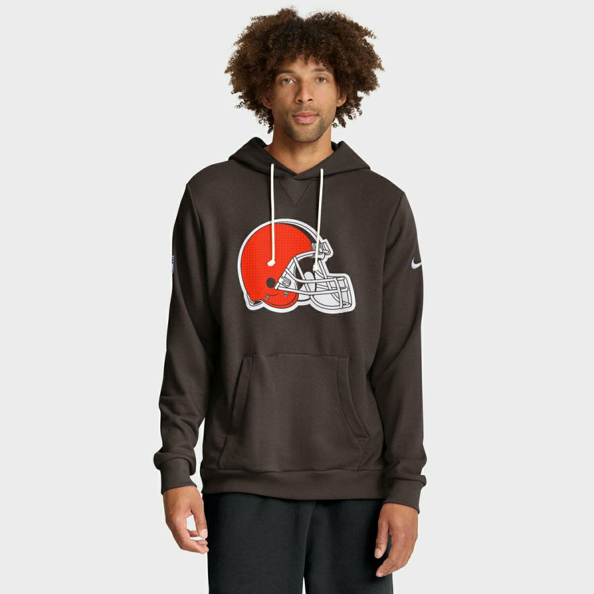 Cleveland Browns 2025 NFL Sideline Nike Standard Issue Hoodie Brown - Taass outlet