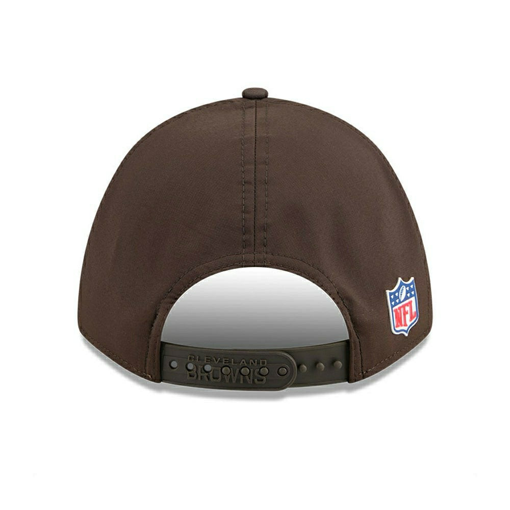 Cleveland Browns 2025 NFL On-Field Sideline 9FORTY M-Crown Cap Brown - Taass on sale