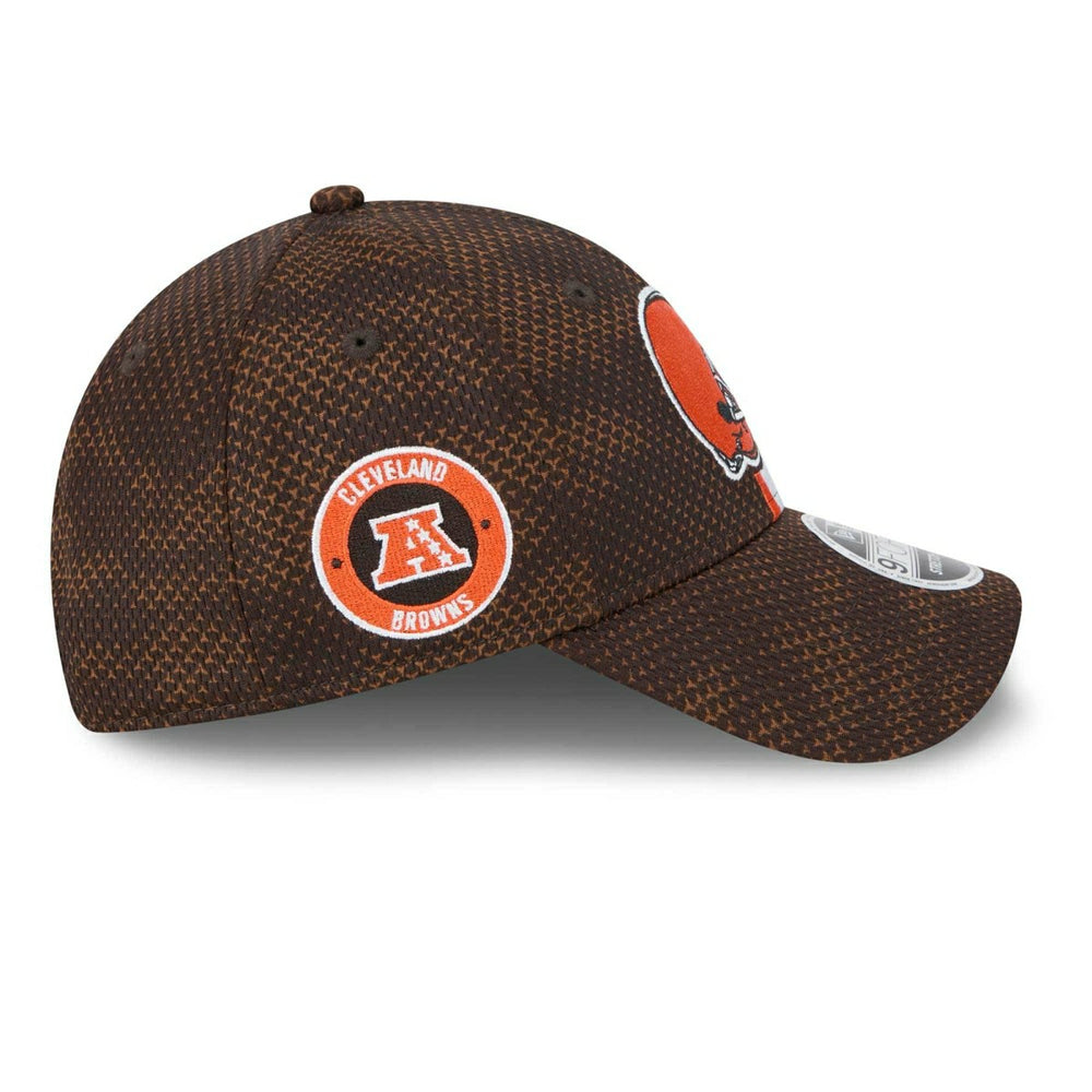 Cleveland Browns 2024 NFL Sideline New Era Stretch-Snap 9FORTY Cap Brown - Taass US