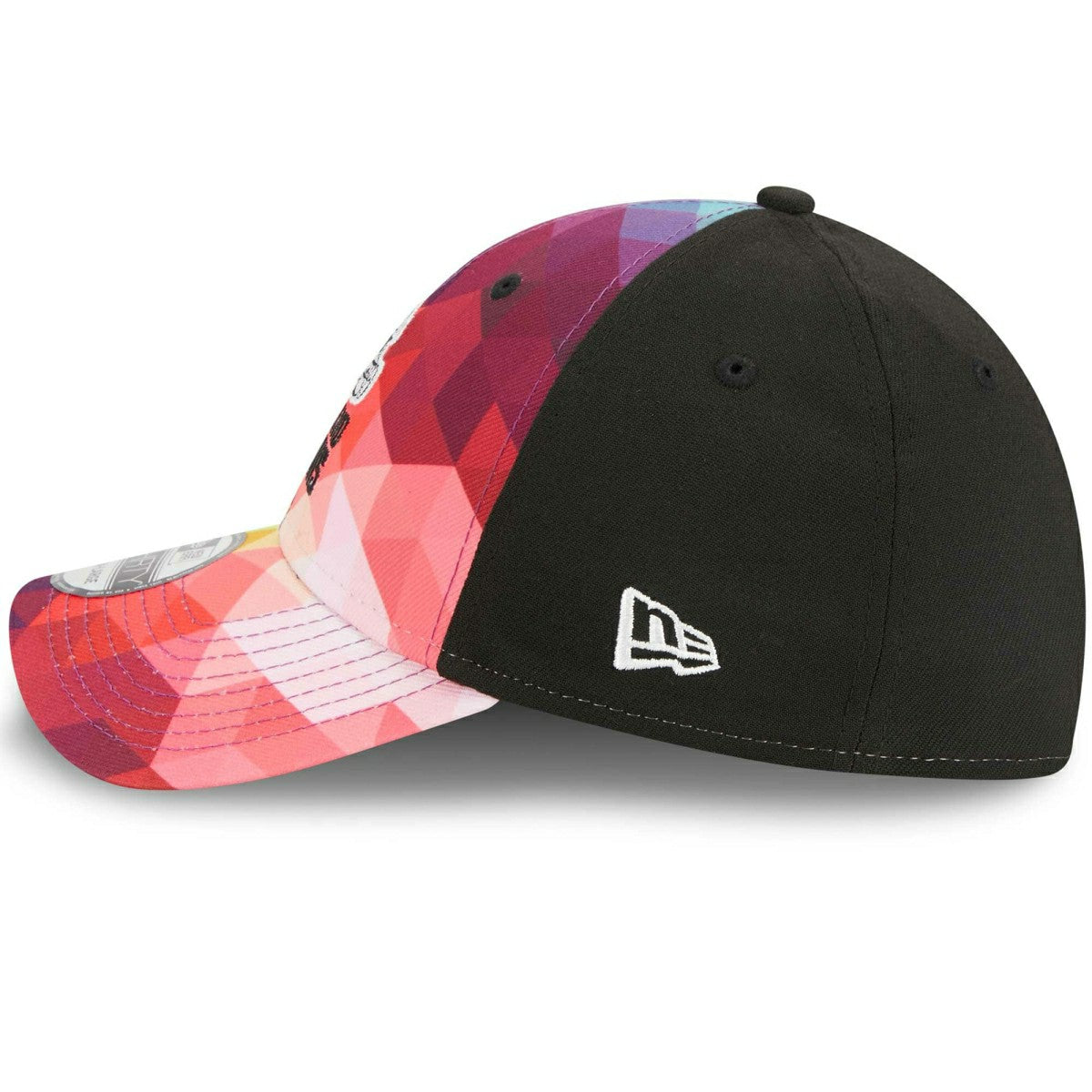 Cleveland Browns 2023 NFL On-Field Crucial Catch New Era 39Thirty Flex Cap - Taass sale