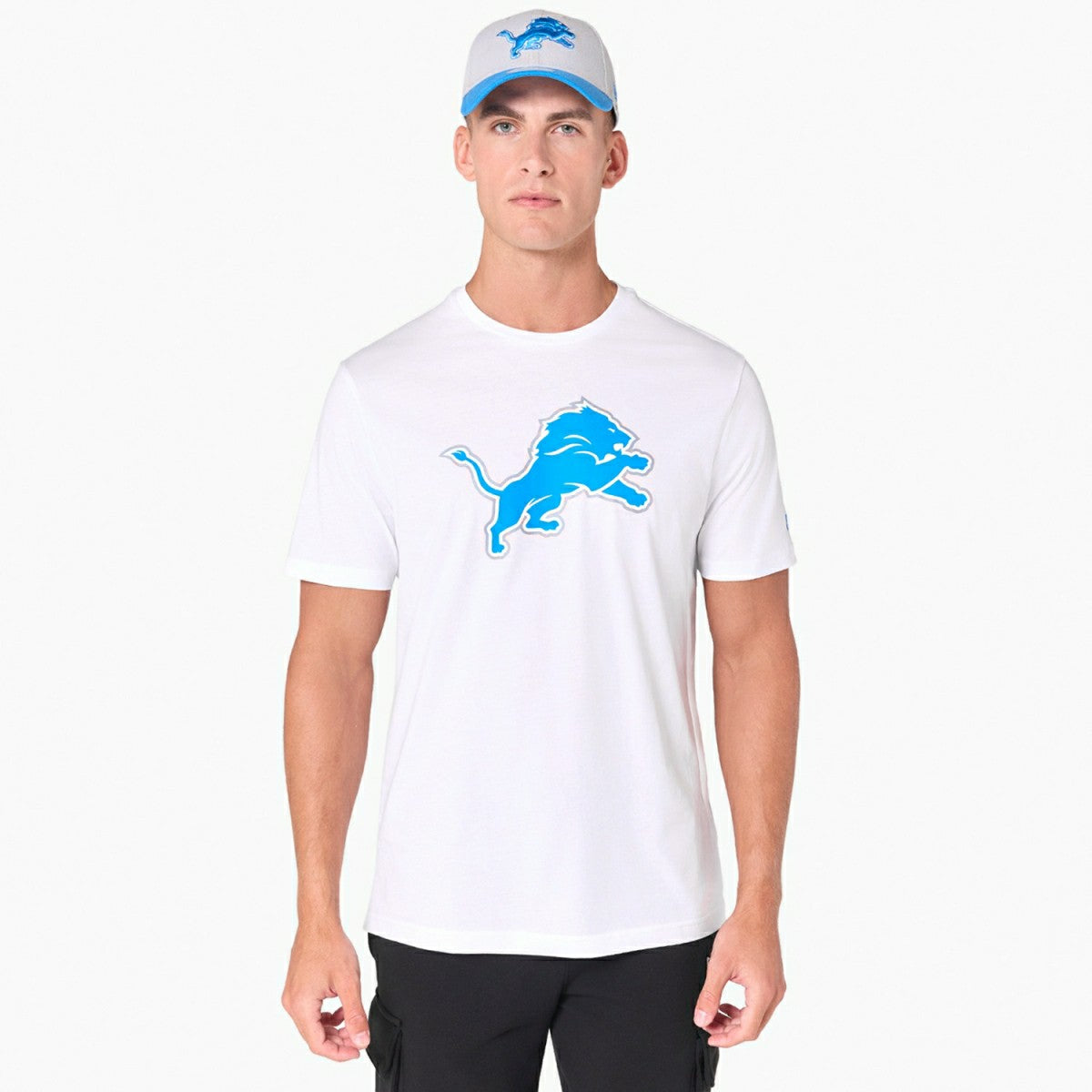 Detroit Lions Team Logo Football NFL T-Shirt - Taass sale