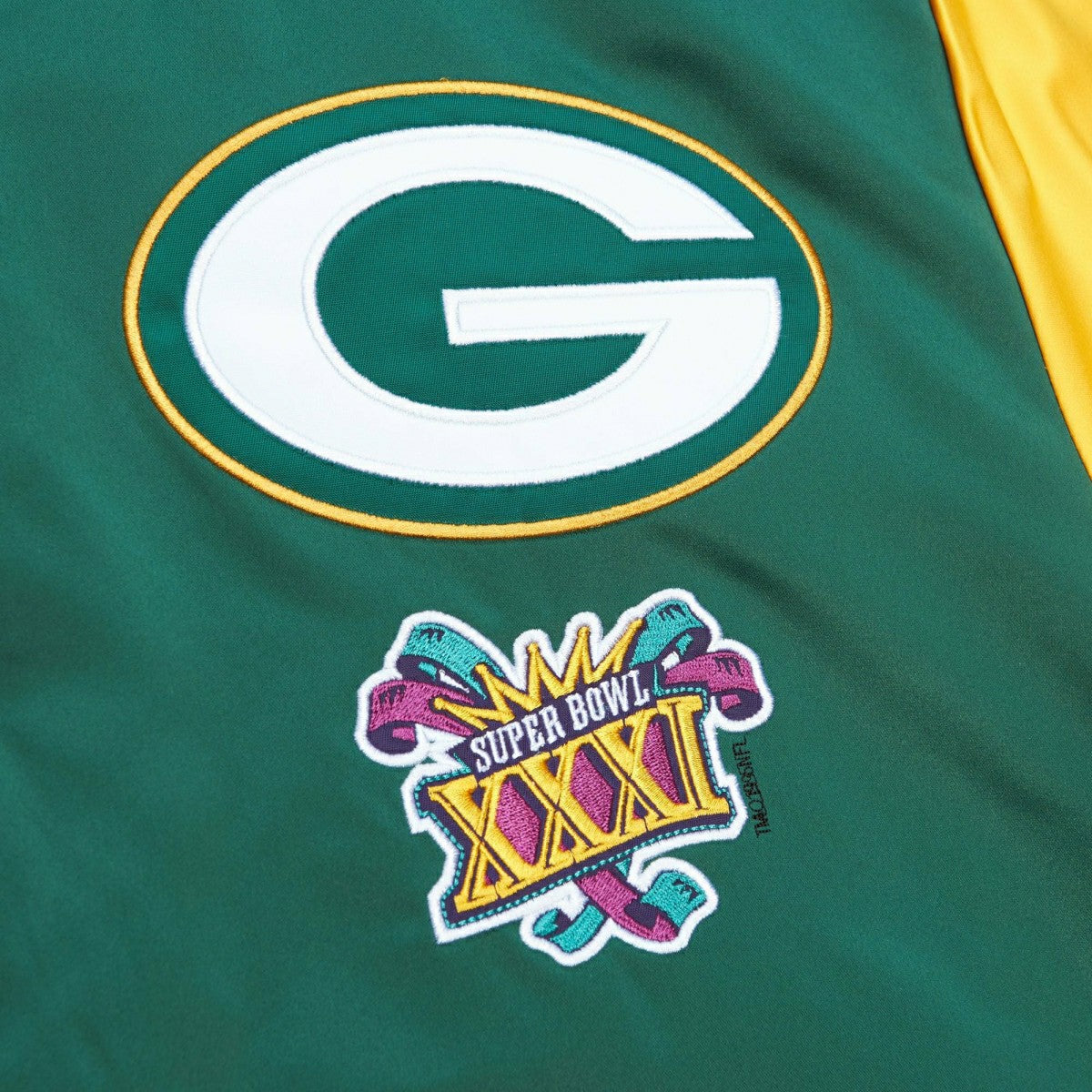 Green Bay Packers Mitchell & Ness Heavyweight Satin NFL Jacket - Taass for sale
