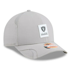 Las Vegas Raiders 2025 NFL On-Field Sideline 9FORTY M-Crown Cap CW Grau - Taass on sale