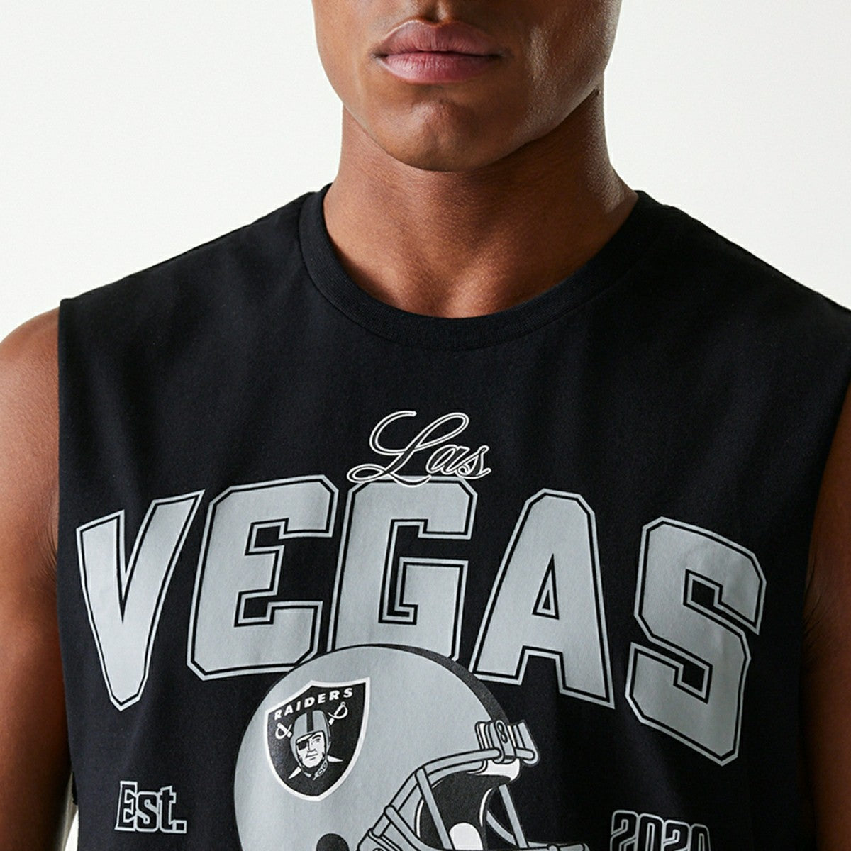 Las Vegas Raiders NFL Helmet New Era Sleeveless Tee Black - Taass outlet
