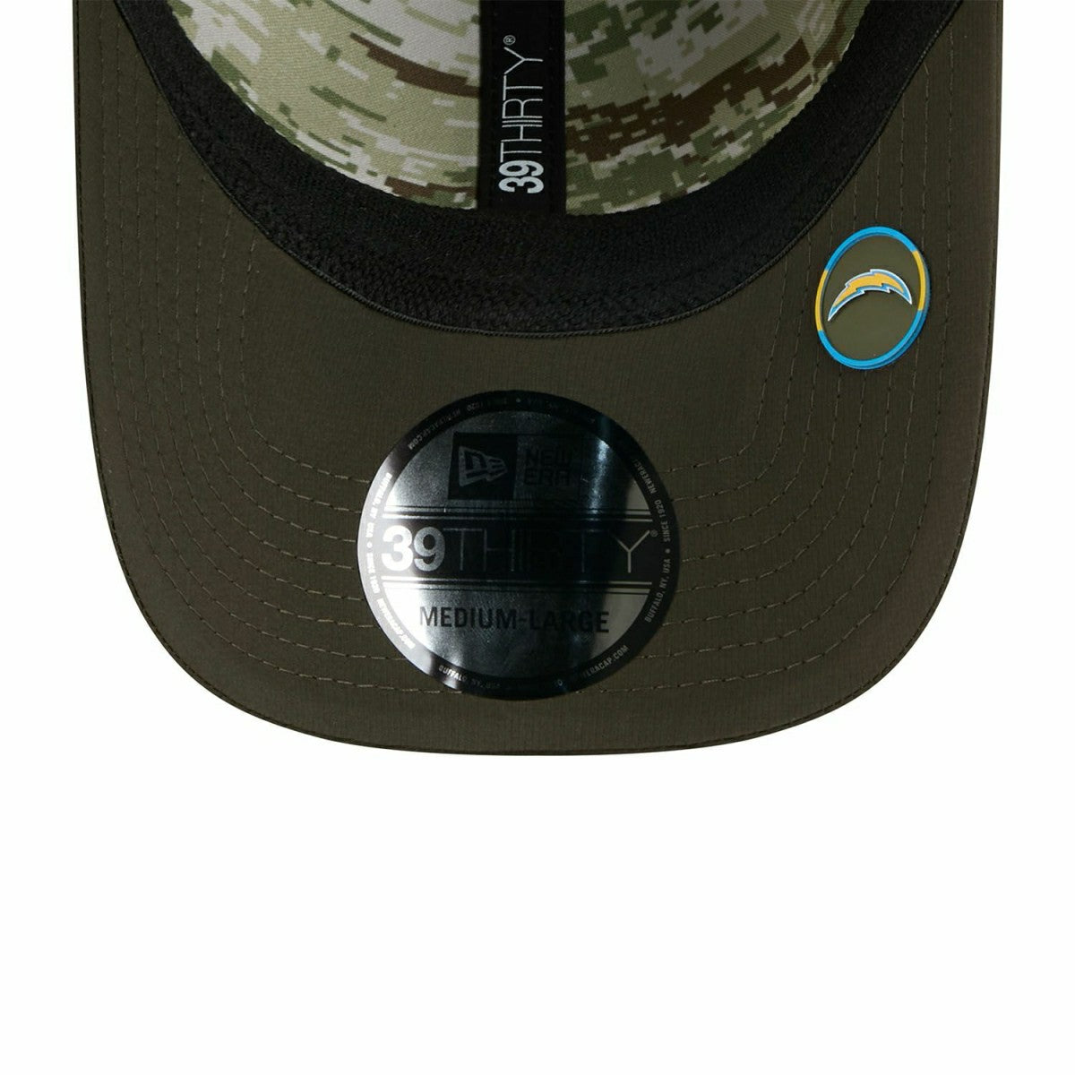 Los Angeles Chargers 2025 NFL Salute to Service 39THIRTY Flex Cap Olive - Taass US