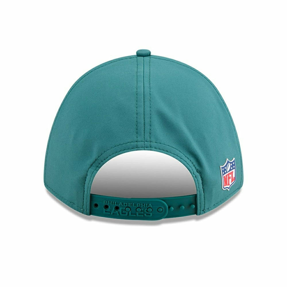Philadelphia Eagles 2025 NFL On-Field Sideline 9FORTY M-Crown Cap Green - Taass on sale