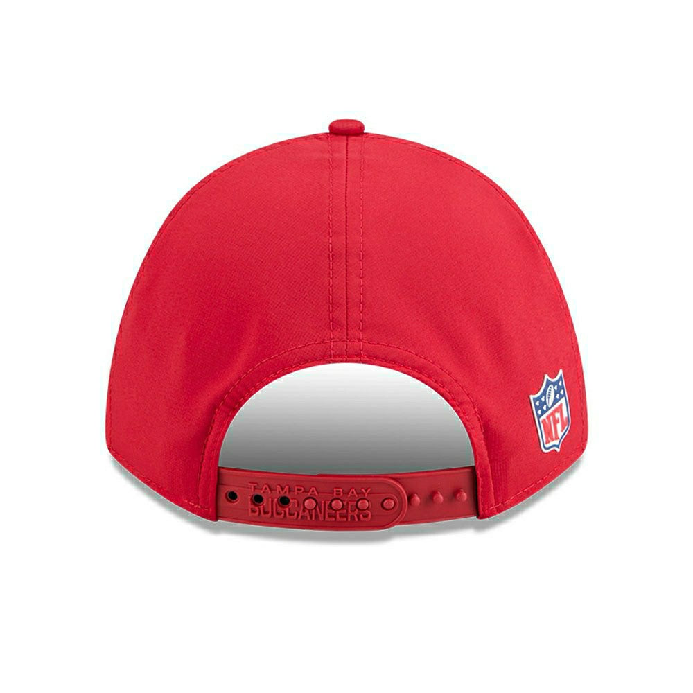 Tampa Bay Buccaneers 2025 NFL On-Field Sideline 9FORTY M-Crown Cap Red - Taass Online