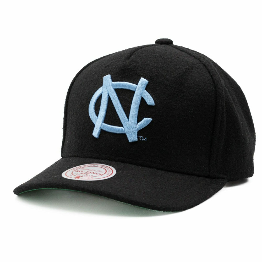 North Carolina Tar Heels Wool Pro Pinch Strapback NCAA Cap Black - Taass for sale
