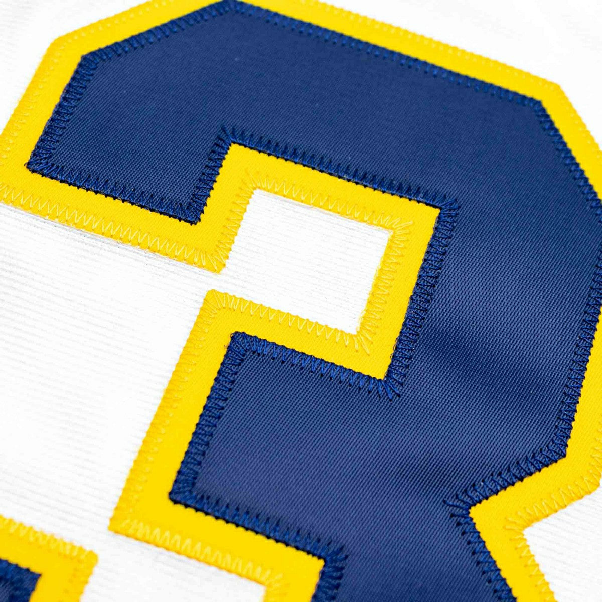 Dwyane Wade #3 Marquette University 2002-03 Authentic NCAA Jersey White - Taass US